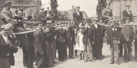 1902